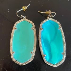 Kendra Scott Danielle Gold Earrings in Dichroic Glass - Excellent Condition